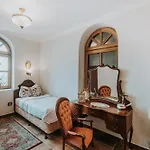 Serena Villa *